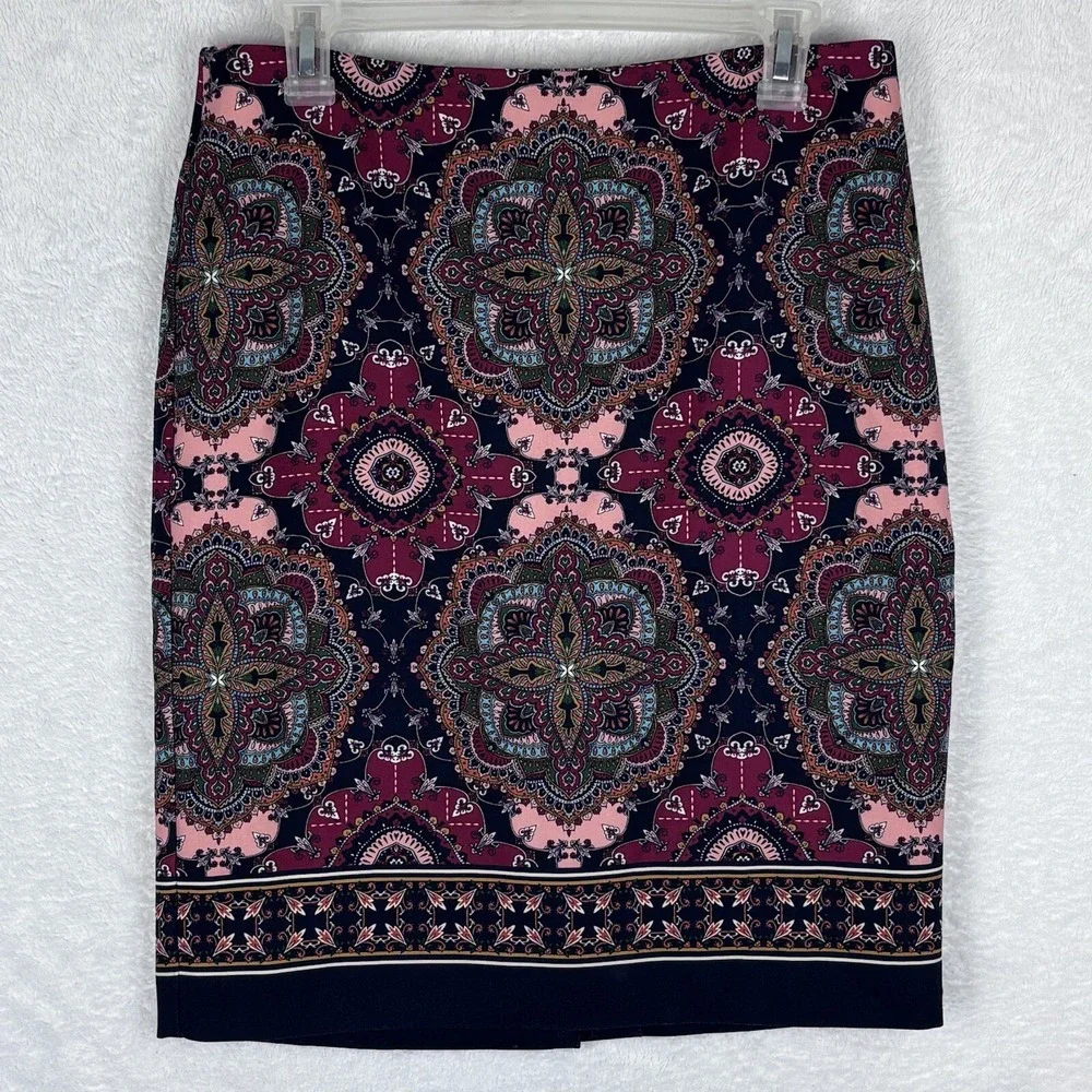 TALBOTS Women's Pink/Black/Red Geometric Knee Length Lined Skirt Size 6P‎